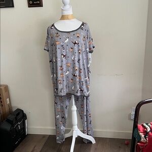 Gray Dog Print Women's Pajama Set